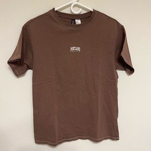 H&M - XS Brown Portland T-Shirt